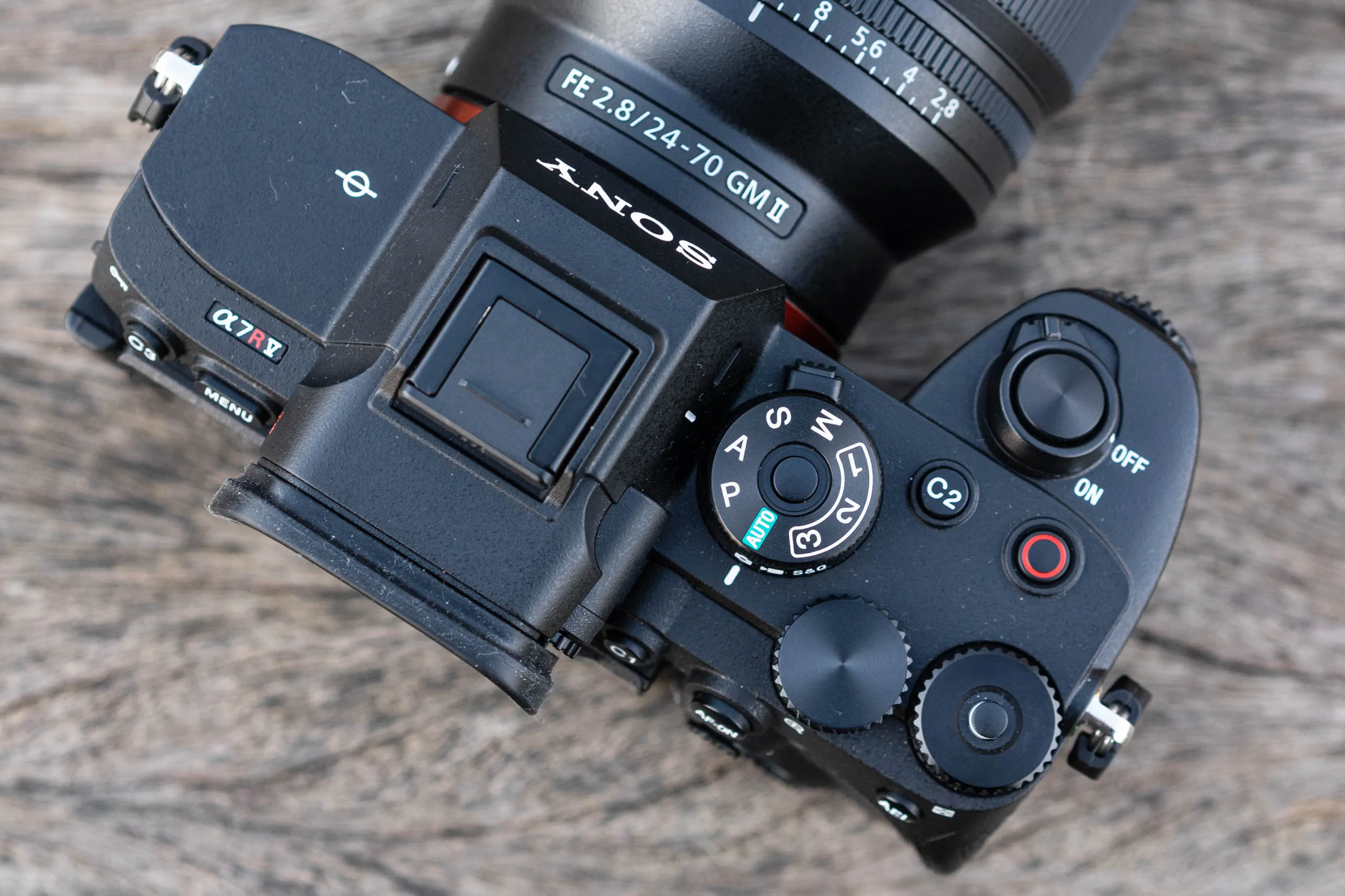 A Comprehensive Overview of the Sony A7R V is Key Features​