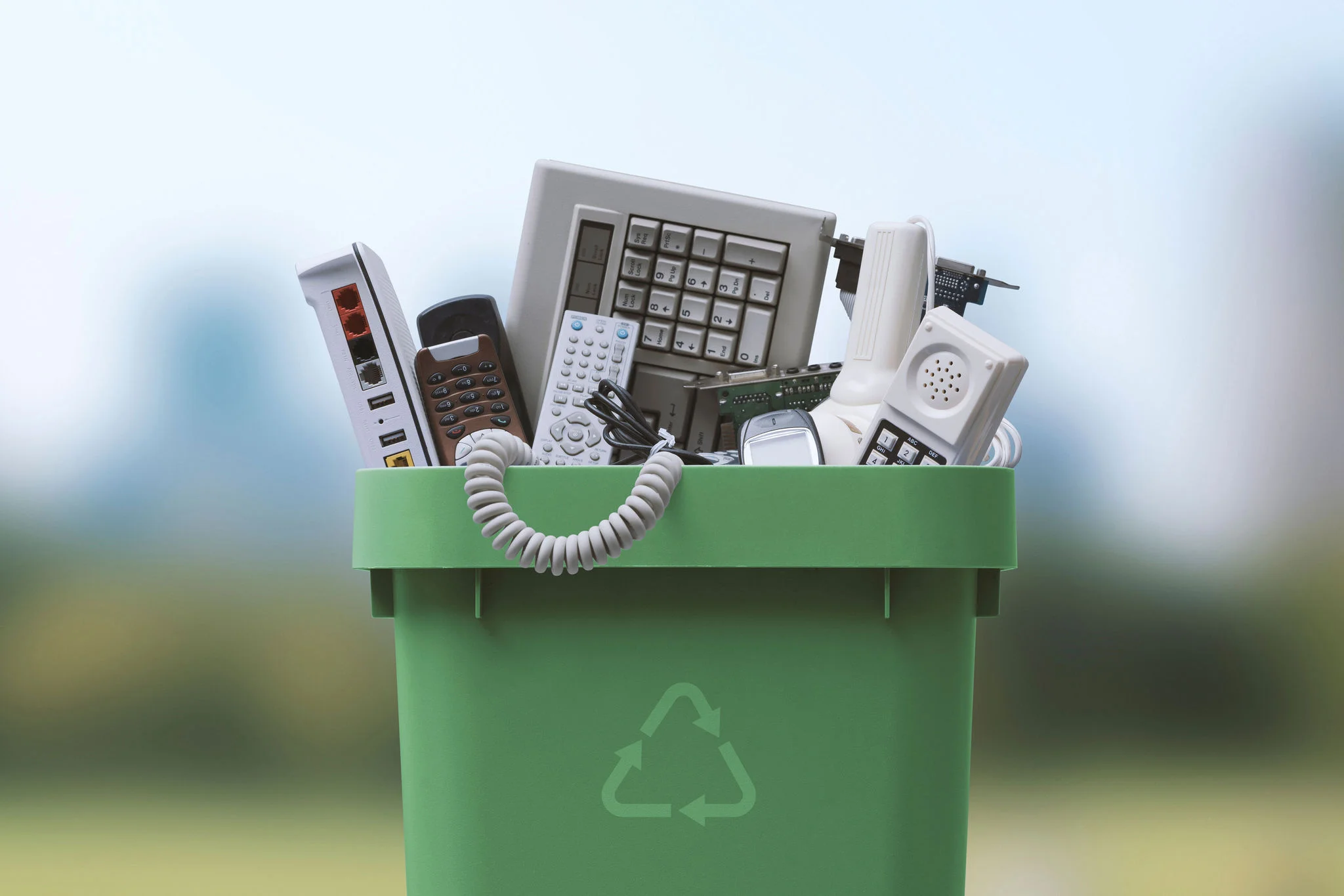 Promoting Phone Recycling and E-Waste Reduction Programs​